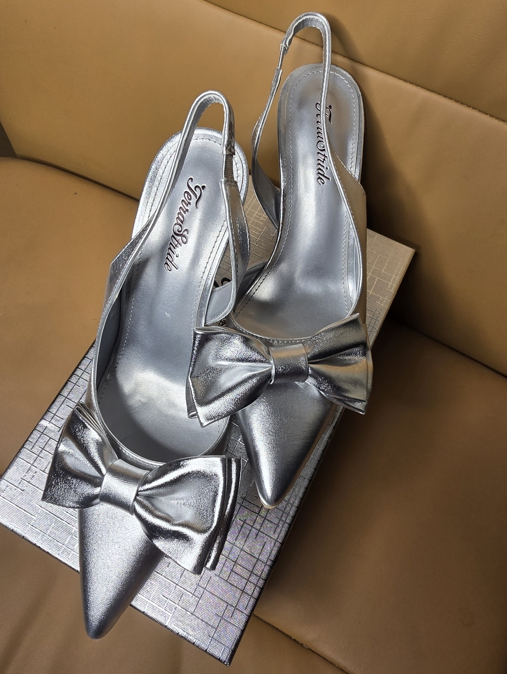 NWT! Ladies 7.5 Bow Slingback Heels By TerraStride